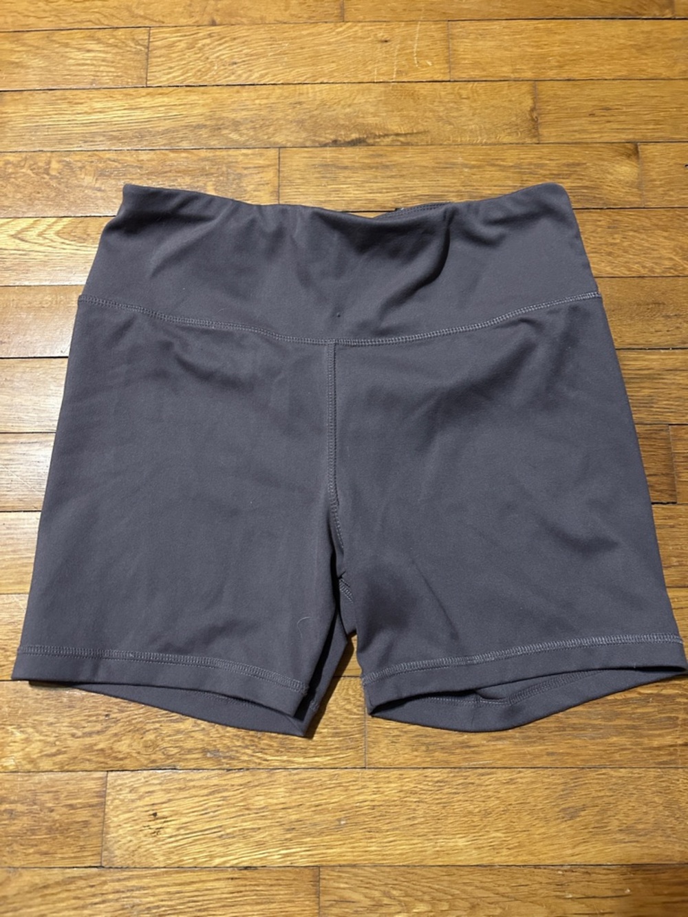 High-Rise Performance Bike Shorts - Charcoal
